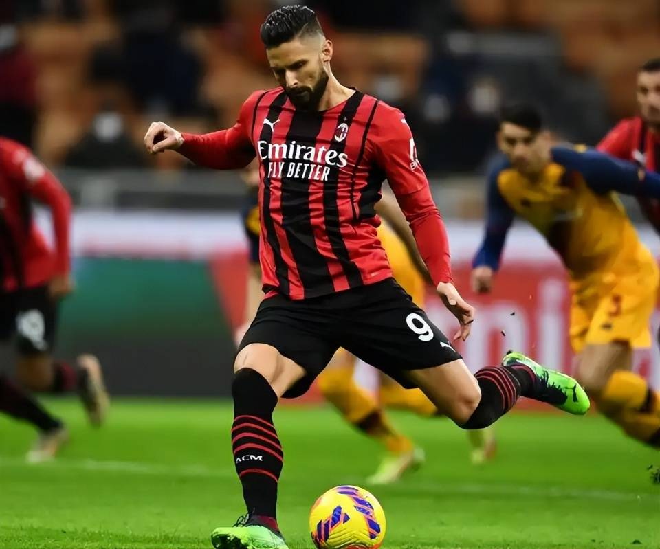 AC米兰迎法国杯关键赛；今晚回应争议；悬念犹存；赛季目标并未改变