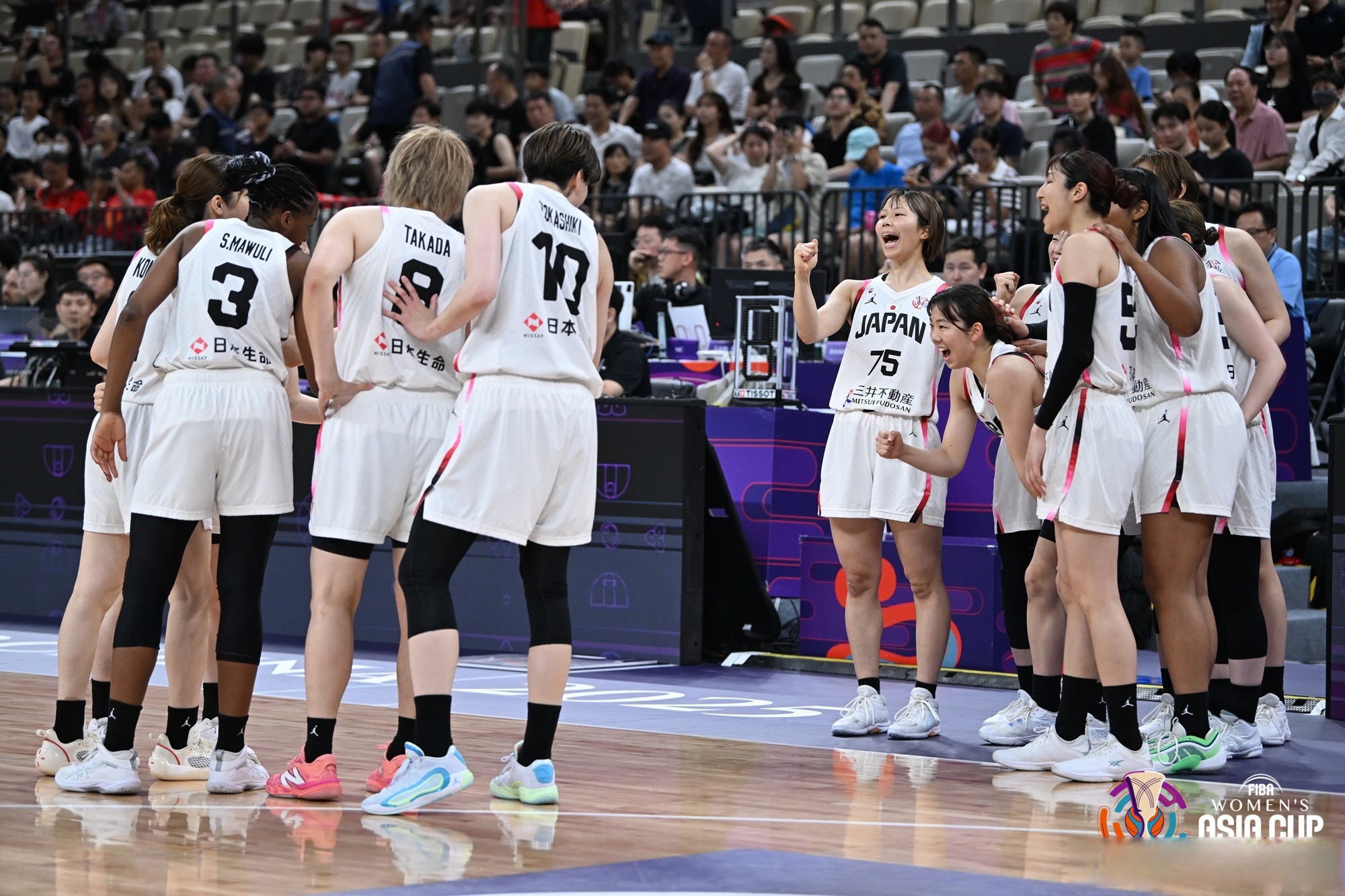 db官网官方注册-亚特兰大迎欧篮联关键赛，国际比赛日更衣室发声，底气十足，控场能力受关注